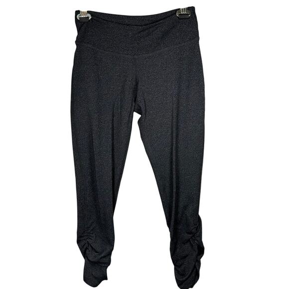 Beyond Yoga Heather Gray Runched Crop Mid-Rise Leggings Women's XS - Picture 1 of 5